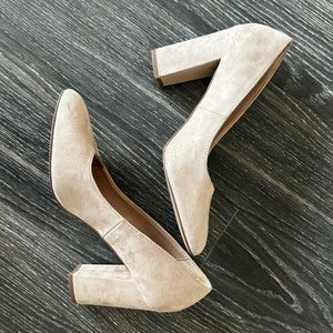 Steve Madden Nude / Taupe Suede Heels Sz 8.5